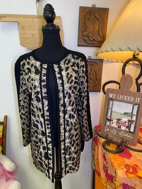 MISOOK Leopard Print Knit Clasp Front Cardigan Jacket Classic Chic SMALL EUC